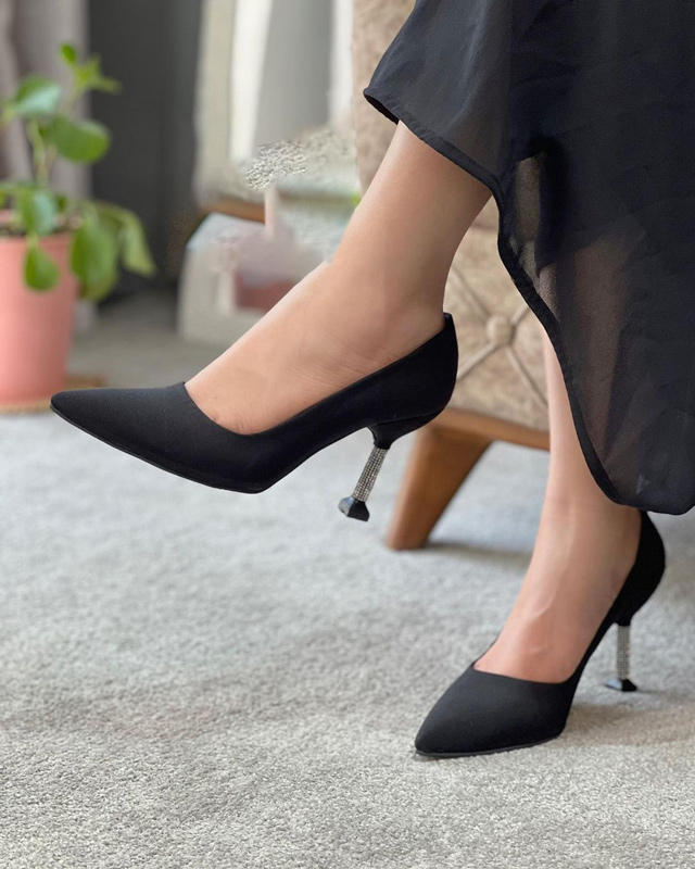 آشنایی با انواع کفش مجلسی زنانه